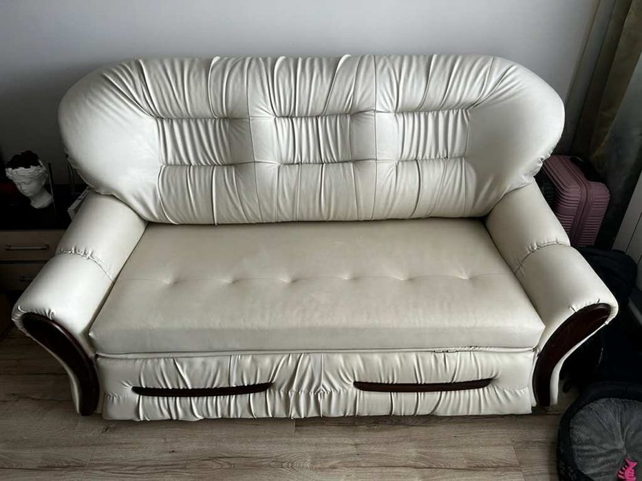 Zestaw wypoczynkowy – kanapa + fotel