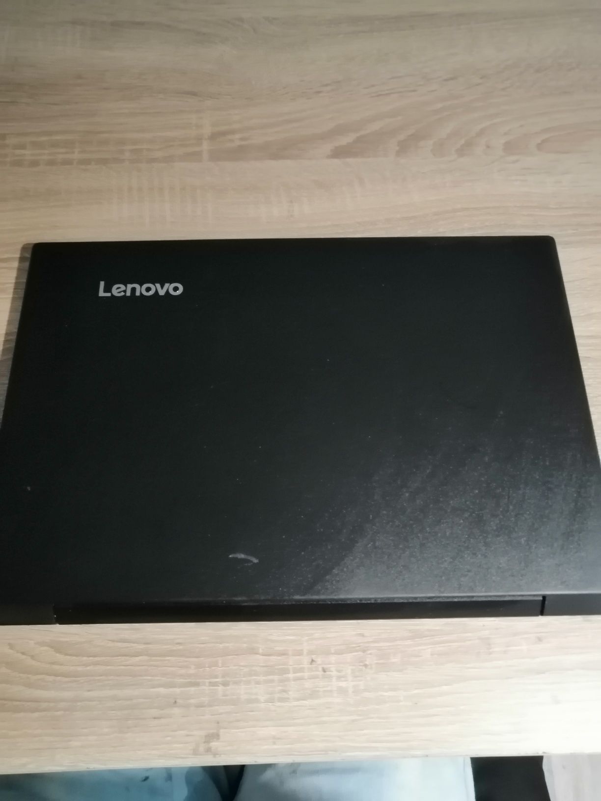 Laptop Lenovo v110-15IAP