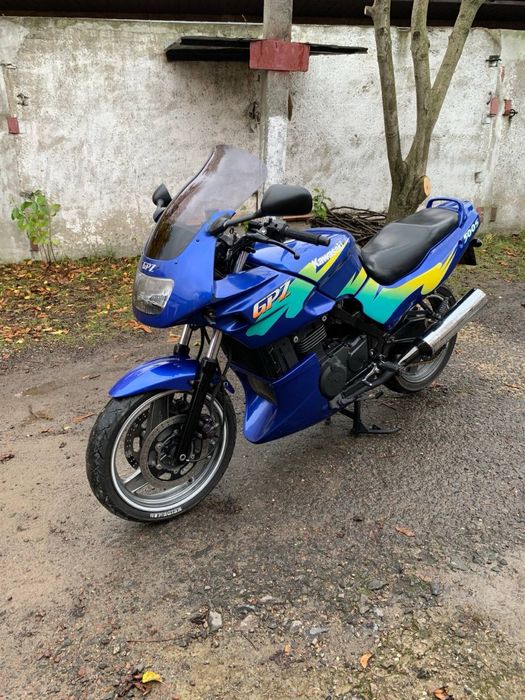 Продам kawasaki GPZ 500s