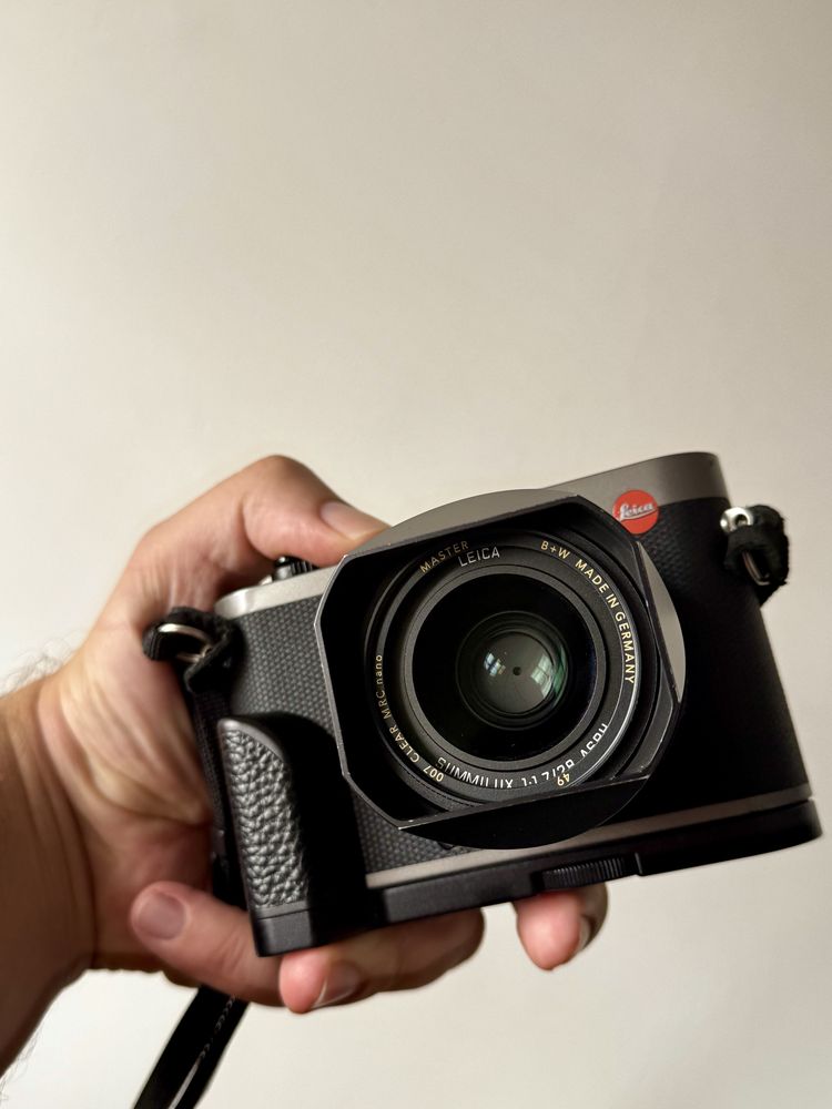 Leica Q (Typ 116) Titanium Grey Edition