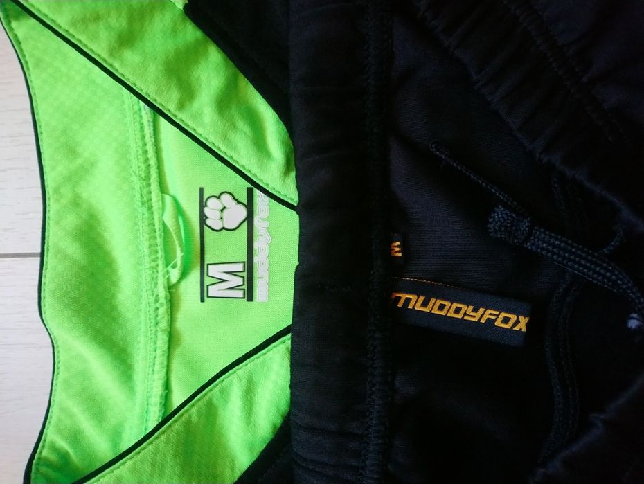 Мотокостюм велокостюм Muddyfox M розмір велофутболка і велошорти