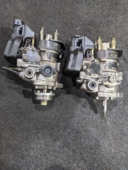 ТНВД Топливный насос  Fiat Doblo Fiat Punto 1.9 D 1.9 JTD R8640A121A