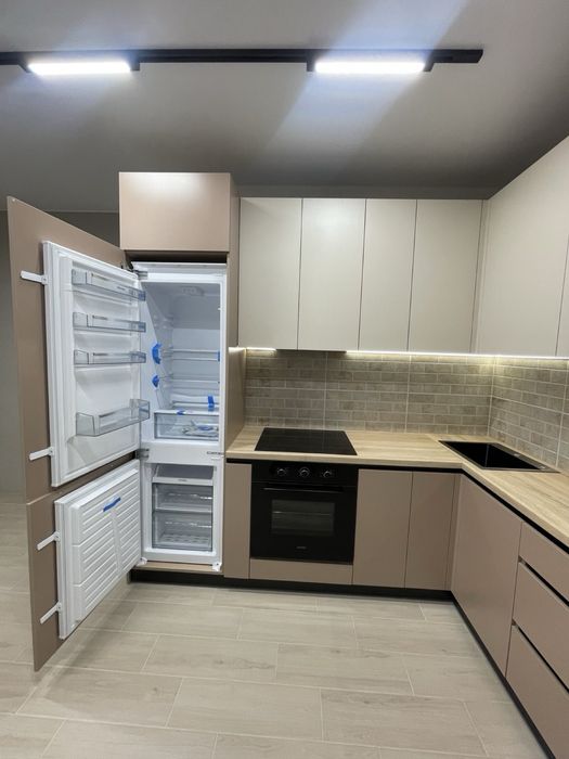 Продам двокімнатну квартиру 61 м/кв 3/9п в ЖК Гідропарк pp3