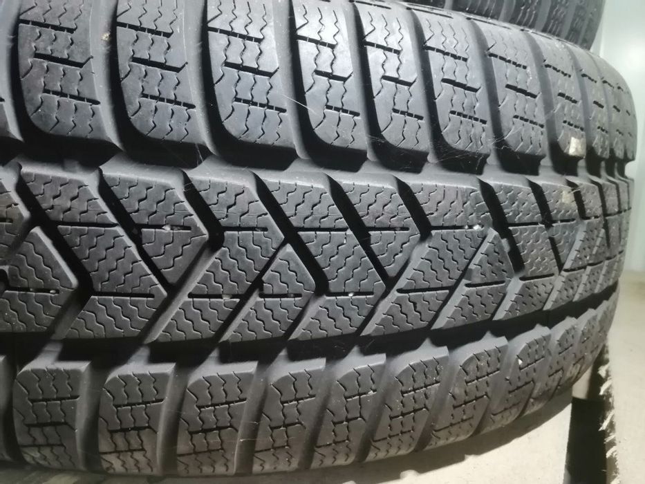 Шина зимова одиночка запаска R17 235 55 Pirelli Sottozero 3 Склад