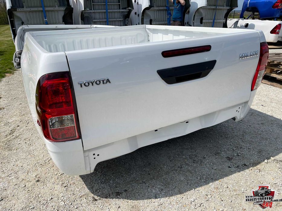 PAKA Toyota Hilux 2016+ Skrzynia Ładunkowa 1,5KAB