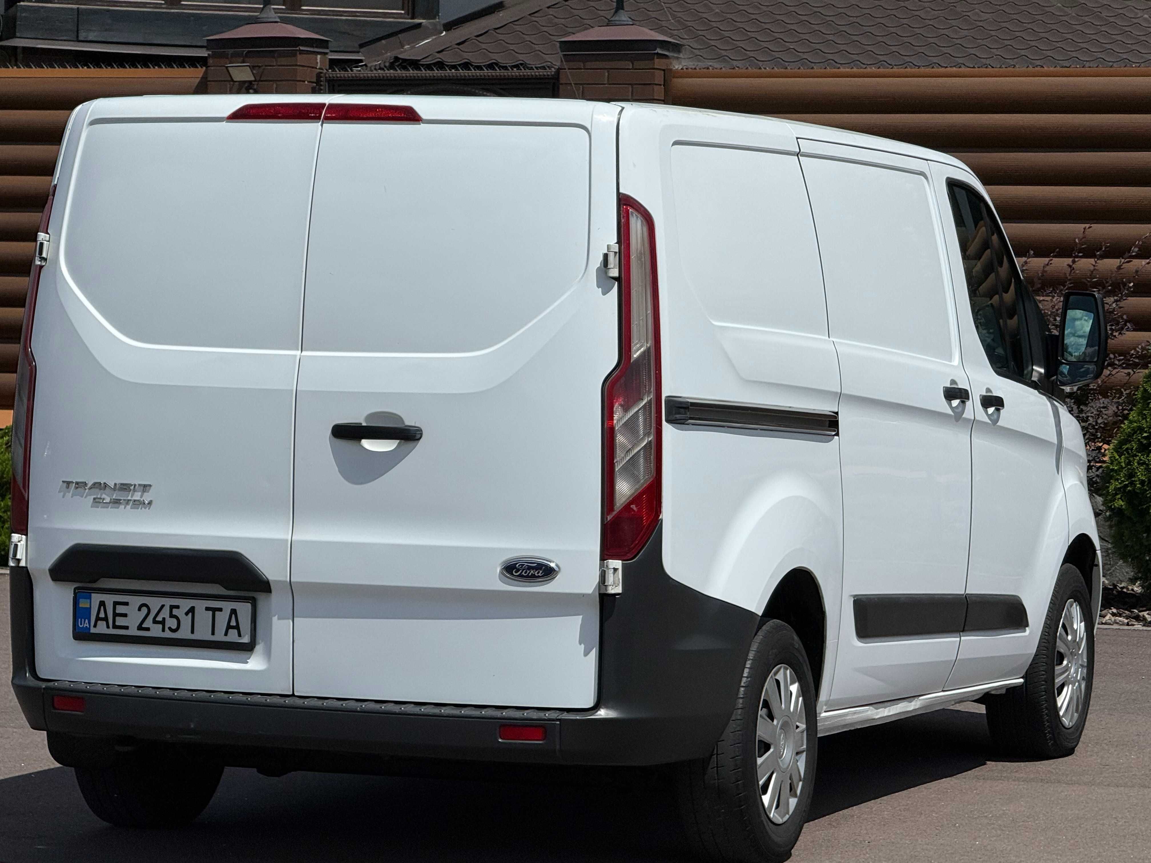 Ford Transit Custom 2016 2,2 Відмінний стан Офіційний