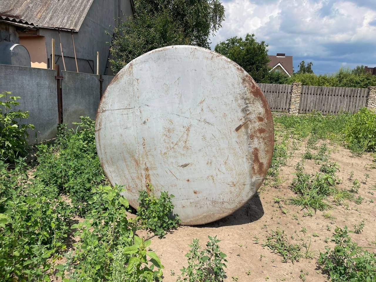 Цистерна, бочка з під палива 5.4 м³