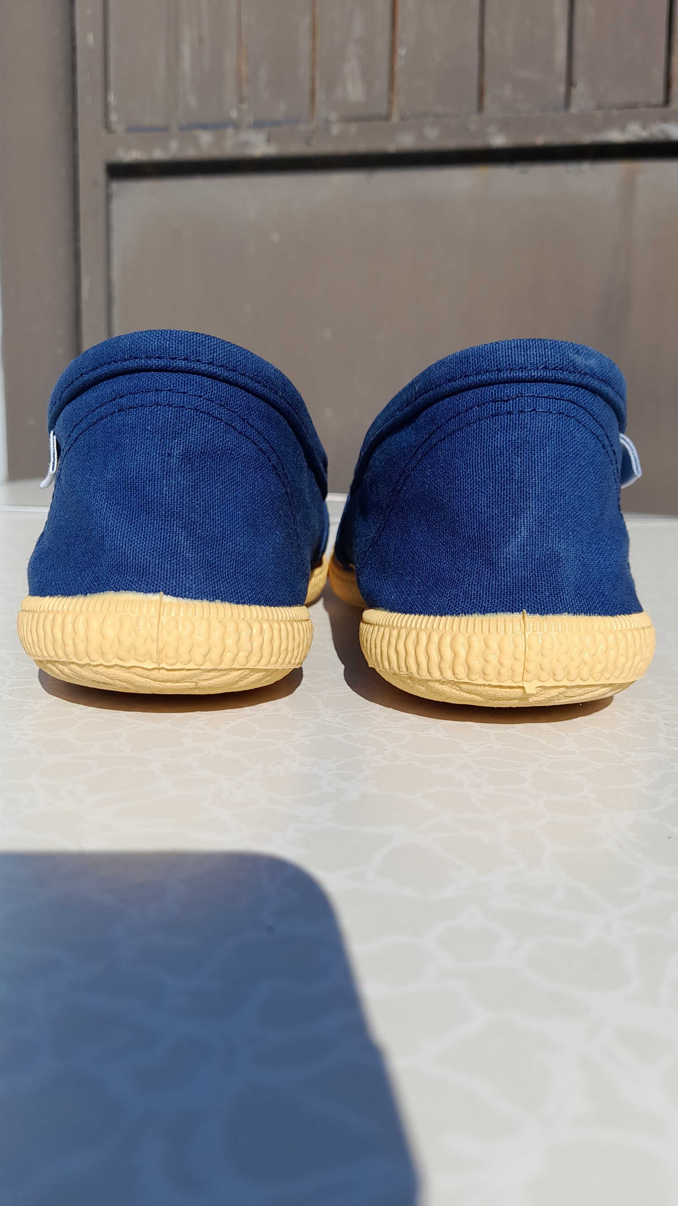 Мокасини жіночі Pitas 37р