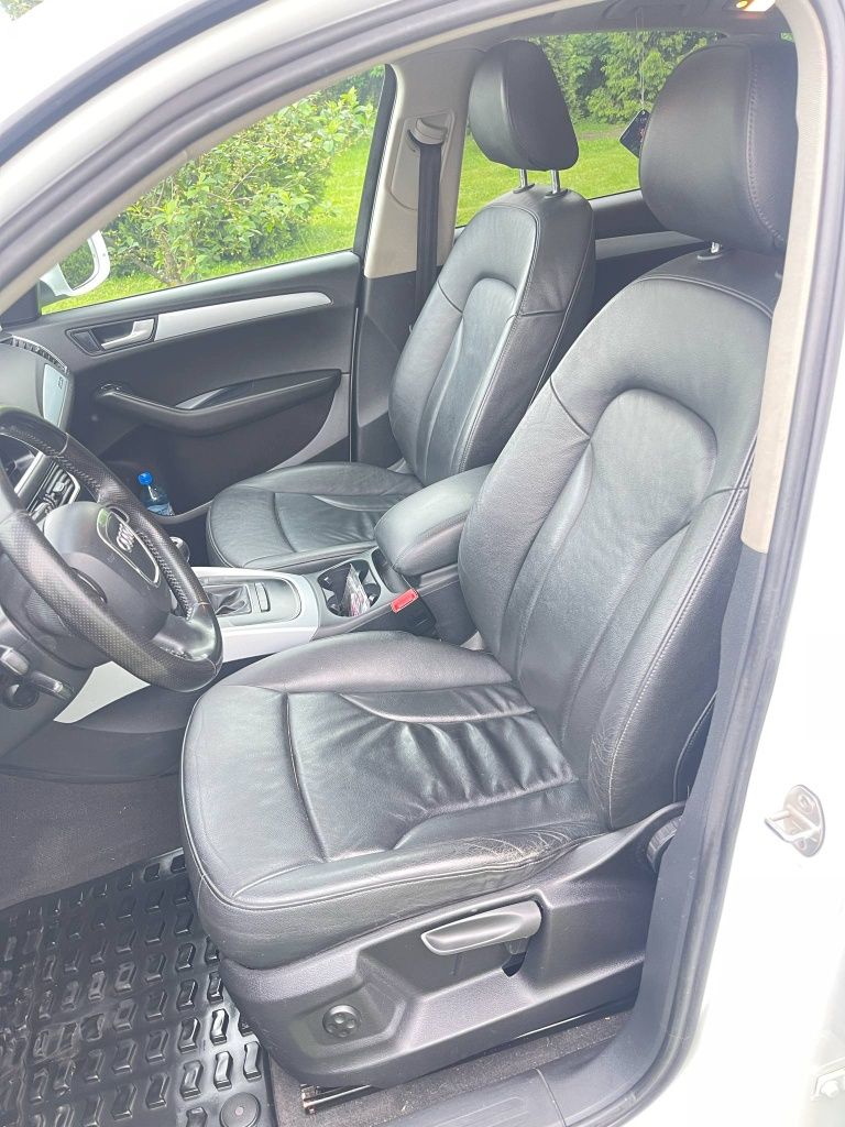 Audi Q5 2.0 tdi manual skóry panorama hak