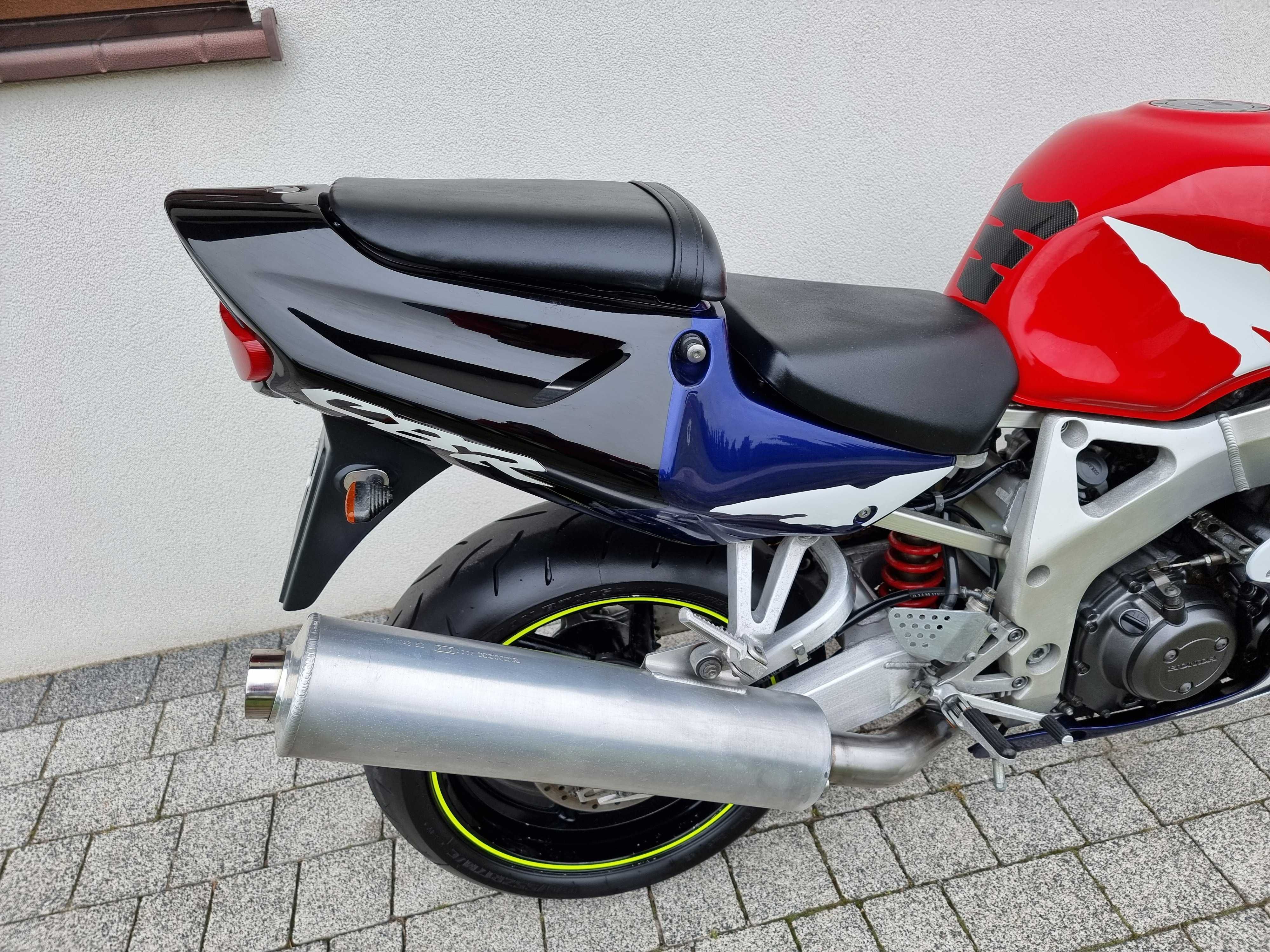 Honda CBR 900 SC33 919 Super Stan z Niemiec