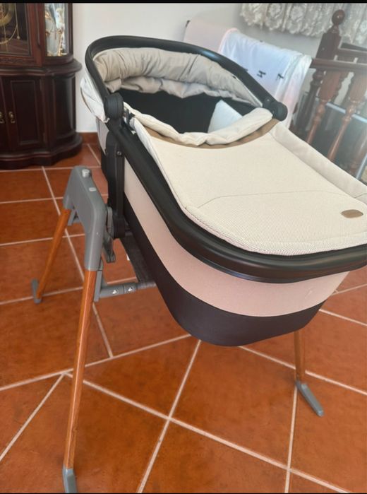 Alcofa Chicco Mysa com Suporte