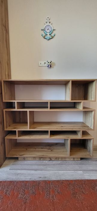 Стелаж, полиця декоративна