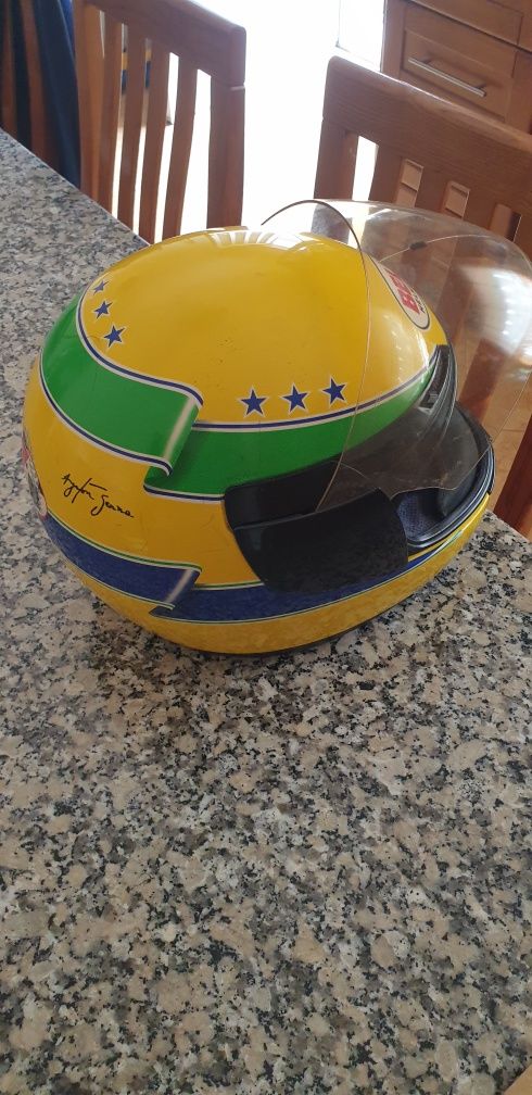 Capacete bell ayrtom senna