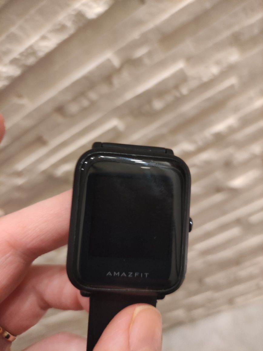 Smartwatch AMAZFIT Czarny