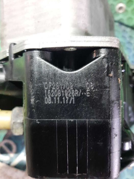 Корпус масляного фільтра з охолоджувачем Renault Trafic 3 1.6 dci Рено