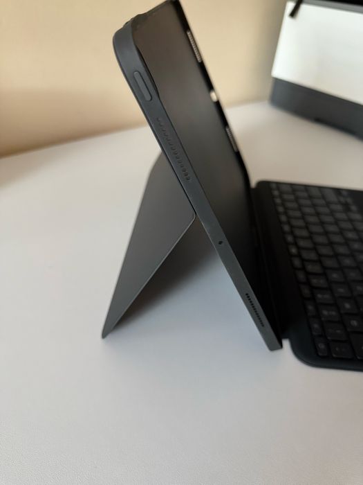 Etui na iPad Pro LOGITECH Combo Touch Czarny Klawiatura