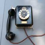 Stary polski telefon wiszący CB 35