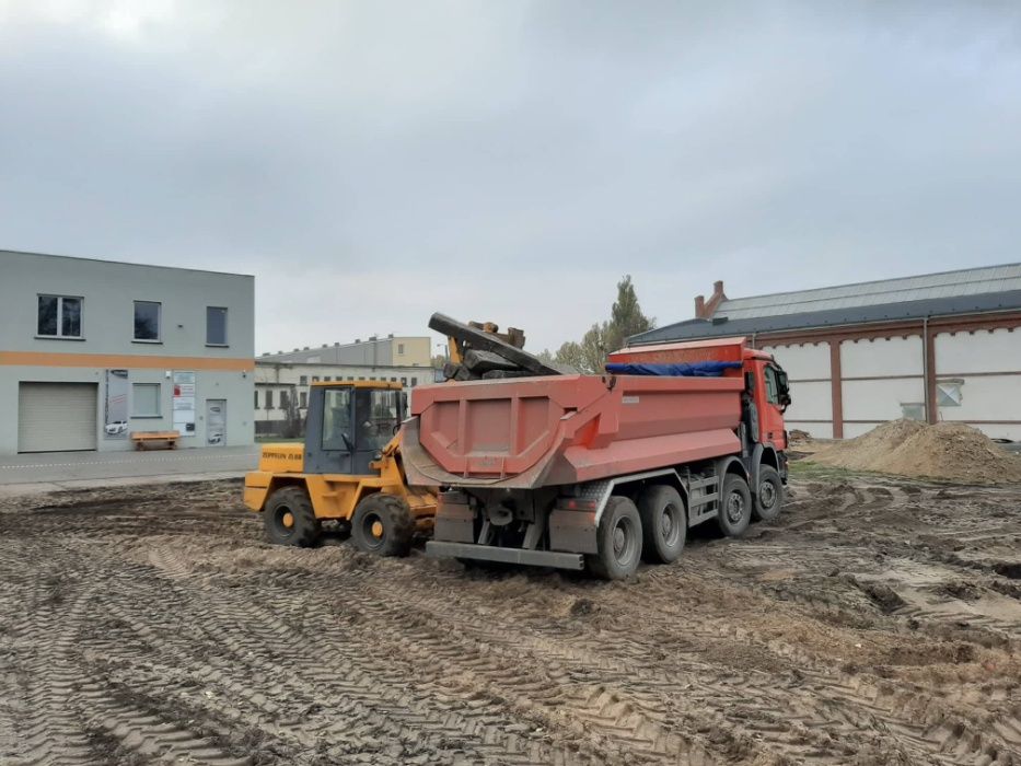 Utwardzenie terenu, przygotowanie podbudów, prace ziemne, wyburzenia