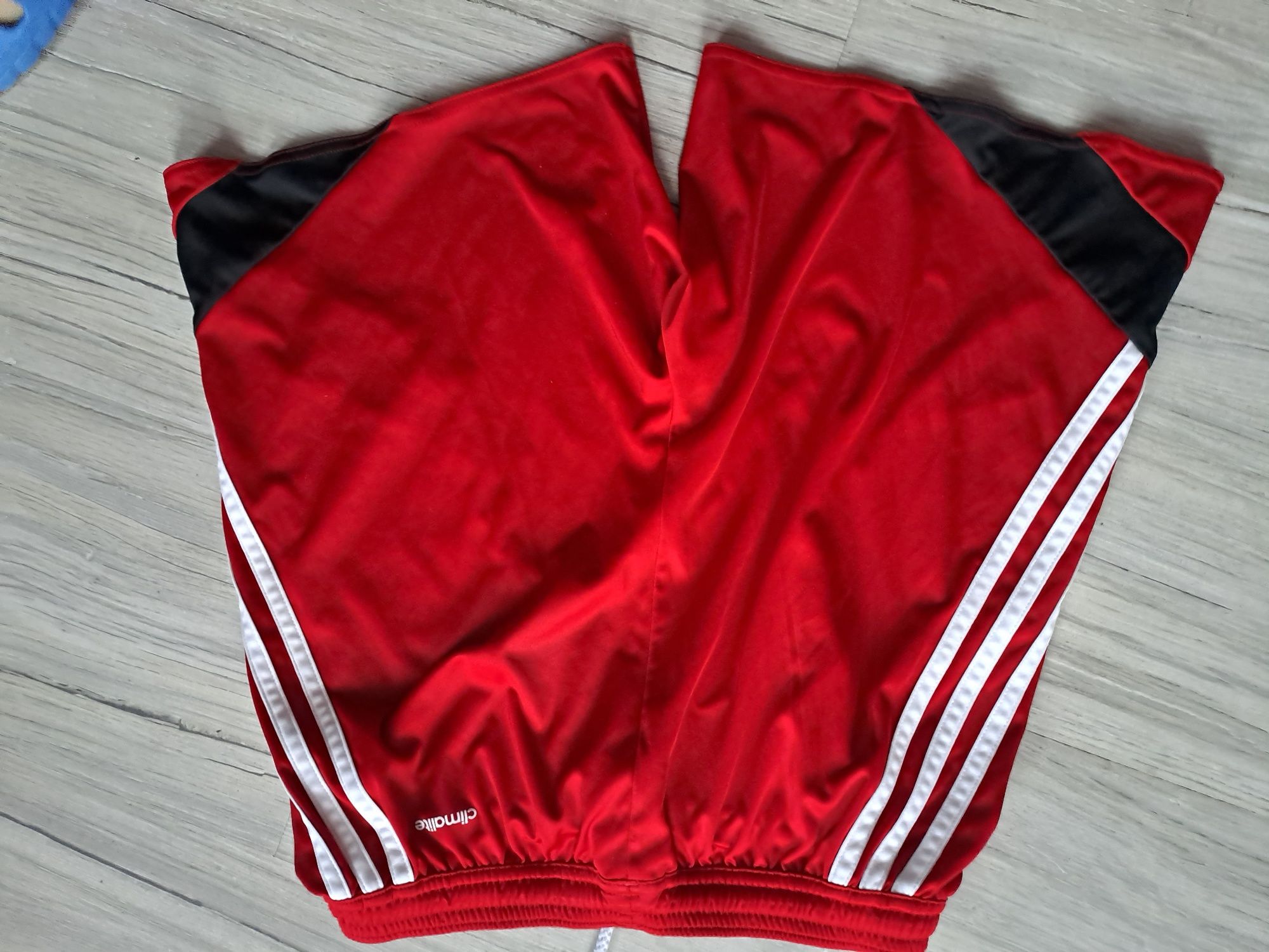 Spodenki sportowe adidas