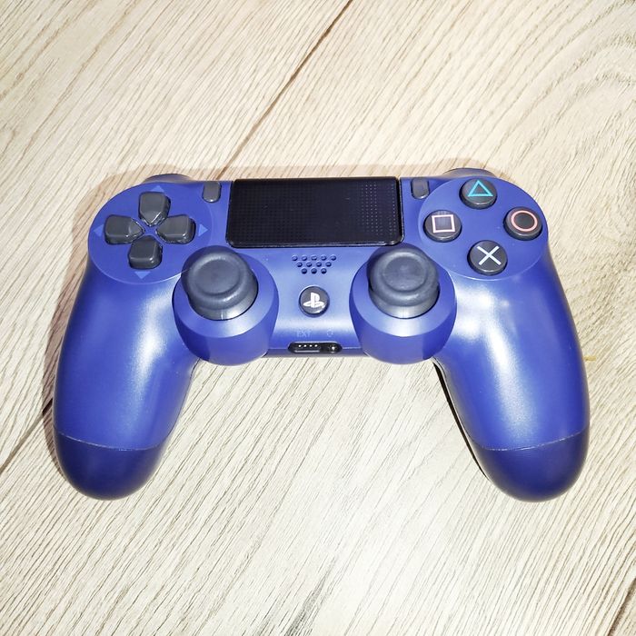 Sony PlayStation 4 Pro 1TB Остання ревізія + комплект як нова