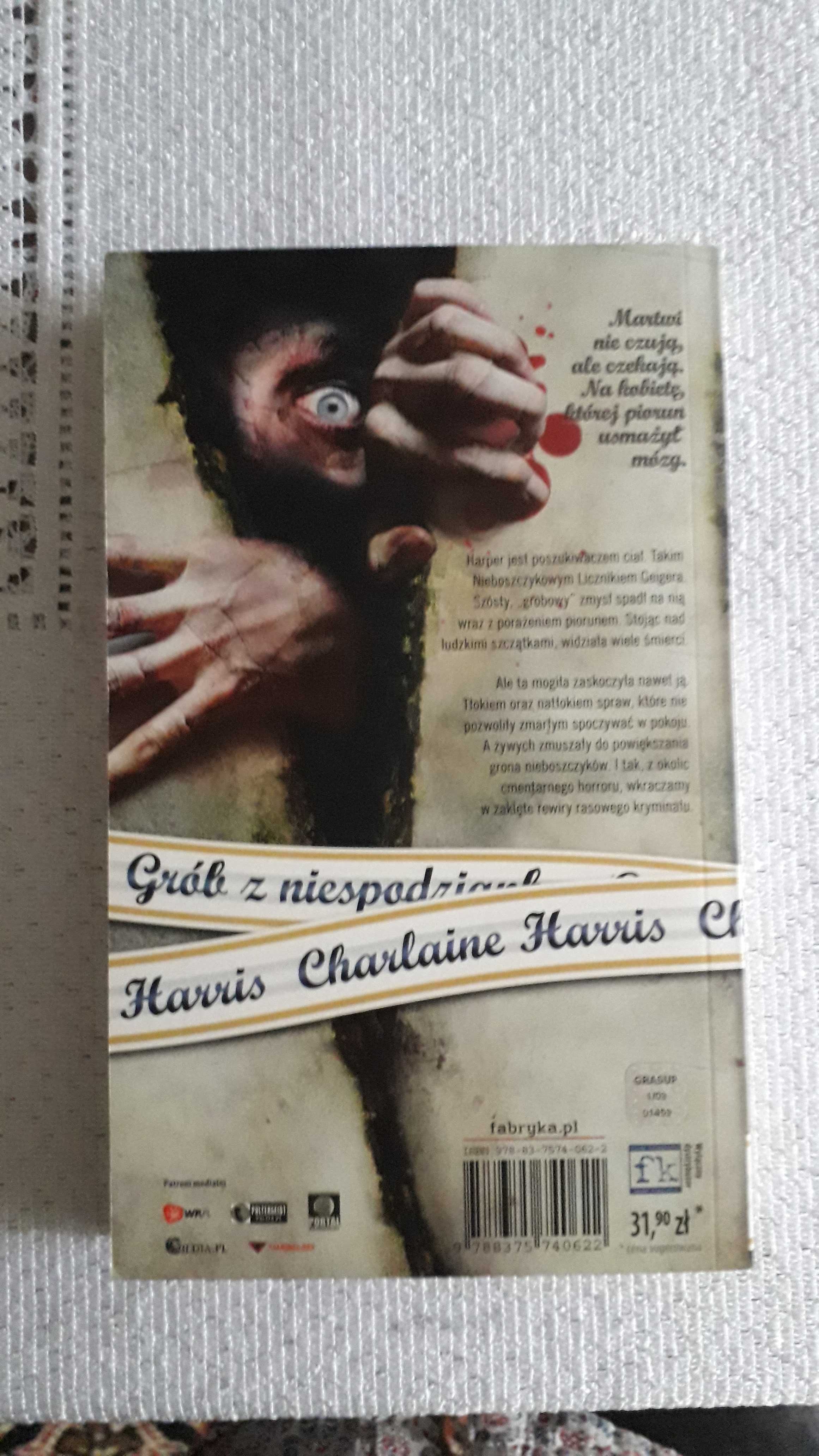 "Grób z niespodzianką" Charlaine Harris