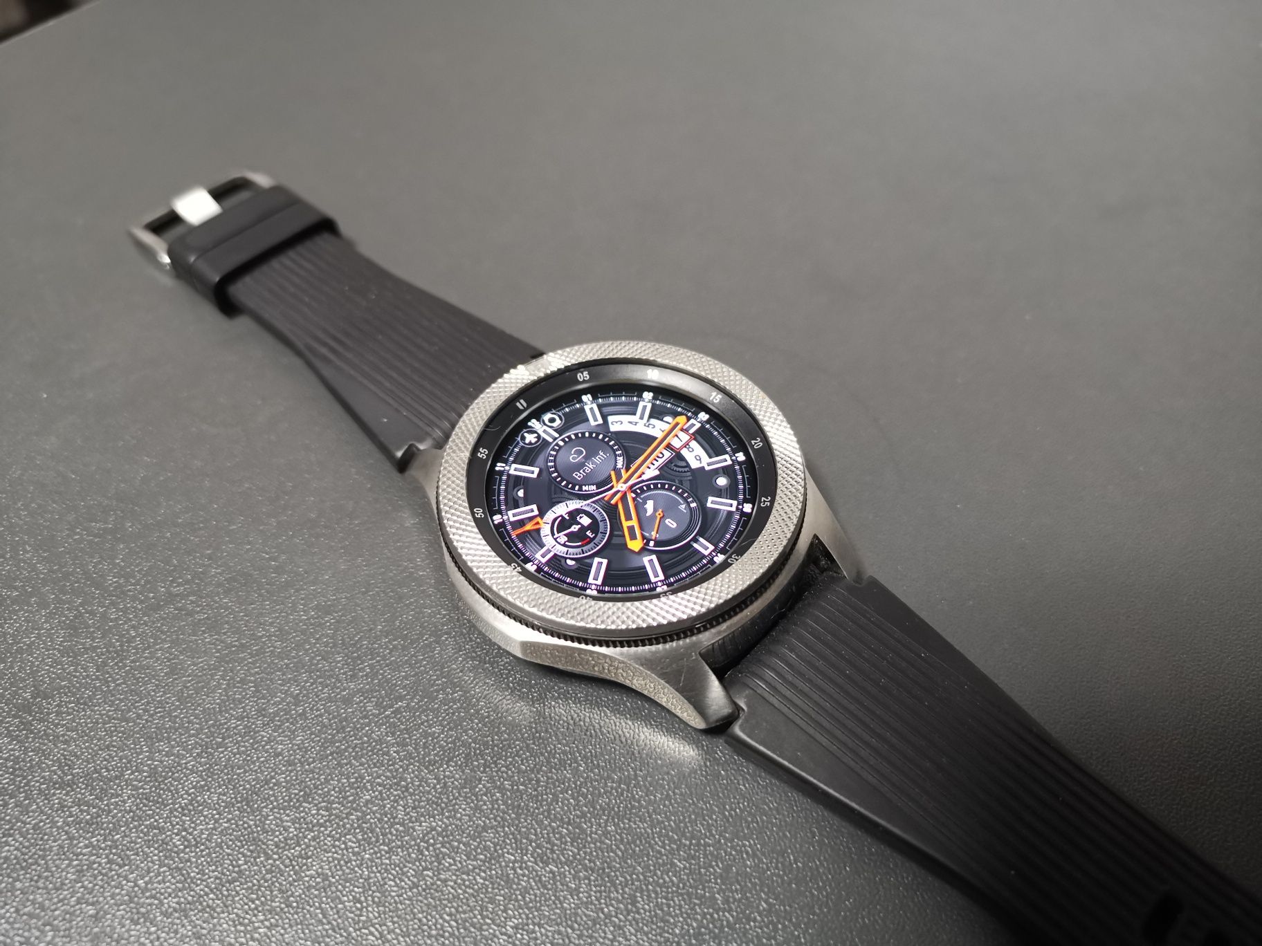 Samsung Galaxy Watch z niepowtarzalnym Bezelem, Stan Idealny 46mm
