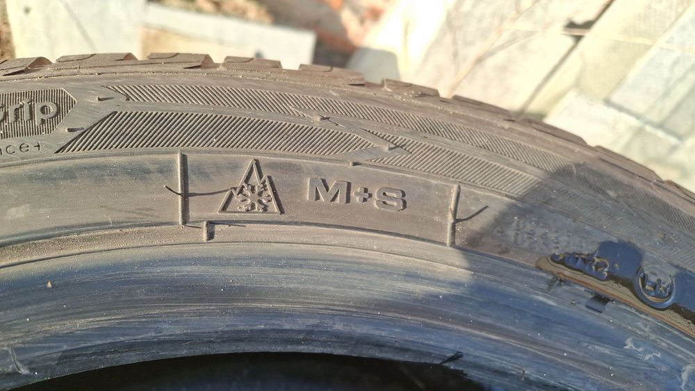 Зимова Резина Goodyear 245/45/R18,34 тиждень 2021 р.