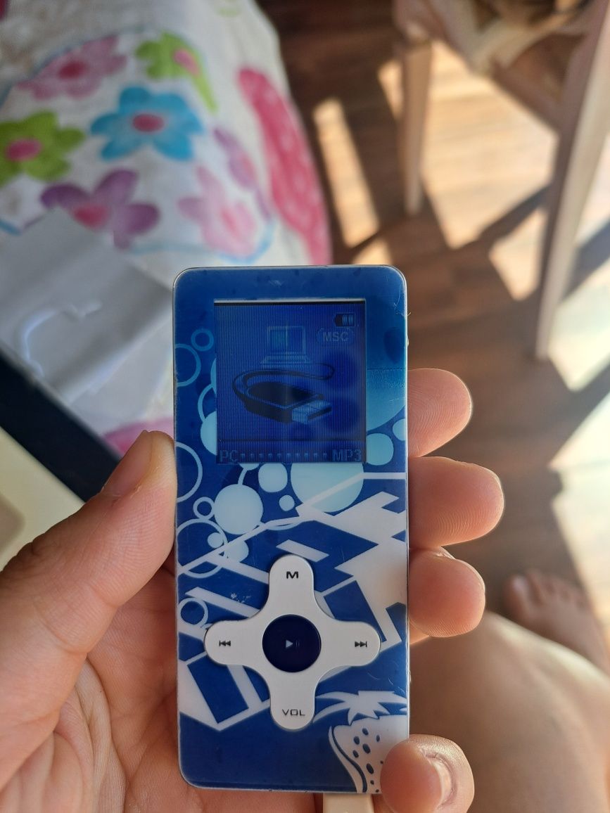 Ipocket Azul Morangos com Açúcar