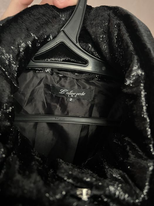 Чорна куртка жіноча тепла