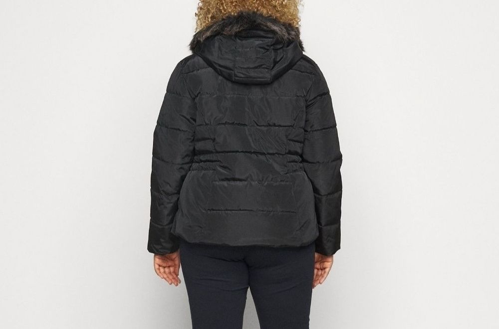 Kurtka Capsule by Simple Be 44