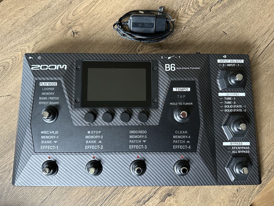 Zoom B6 multieffect basowy Multi-Effects Processor for Bass