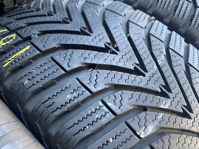 185/60r15 Vredestein SnowTrac 5_6,5mm_2szt_(269)