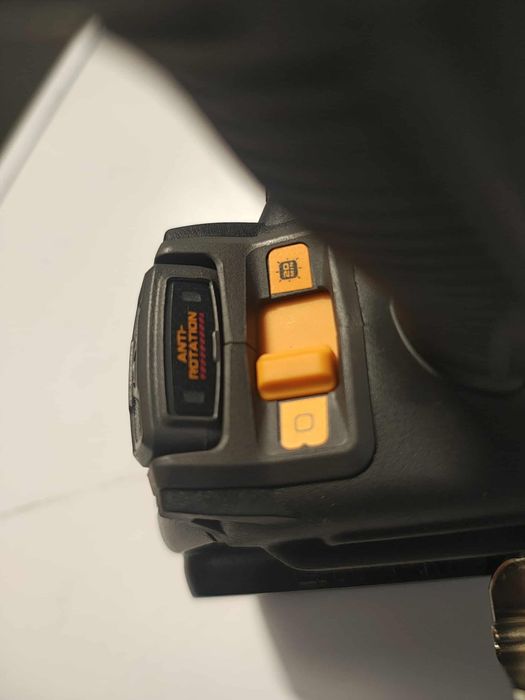 Wkrętarka z funkcją udaru DCD85M Mclaren odpowiednik DCD805 DeWalt 18v