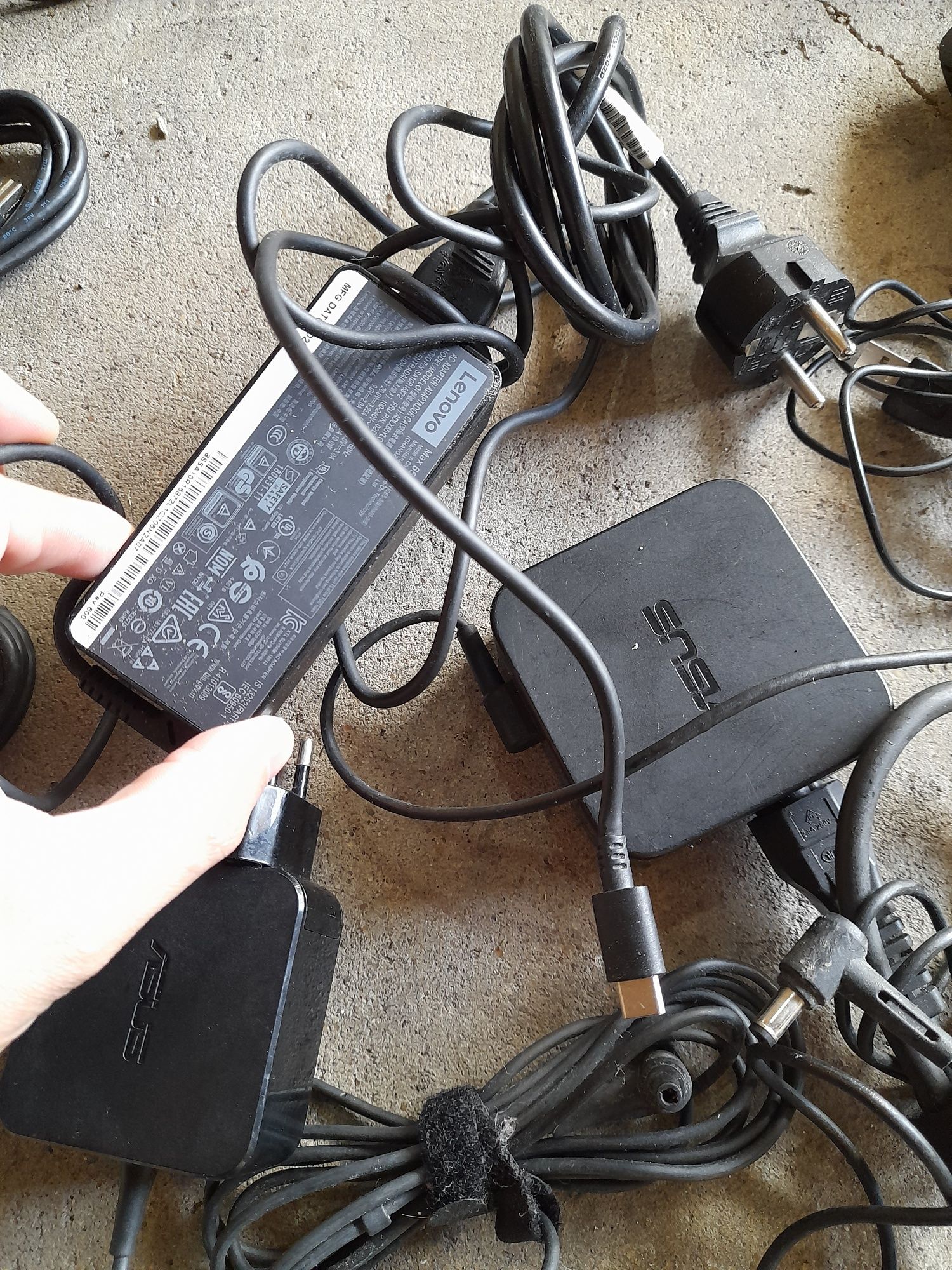 Carregadores headsets e outros