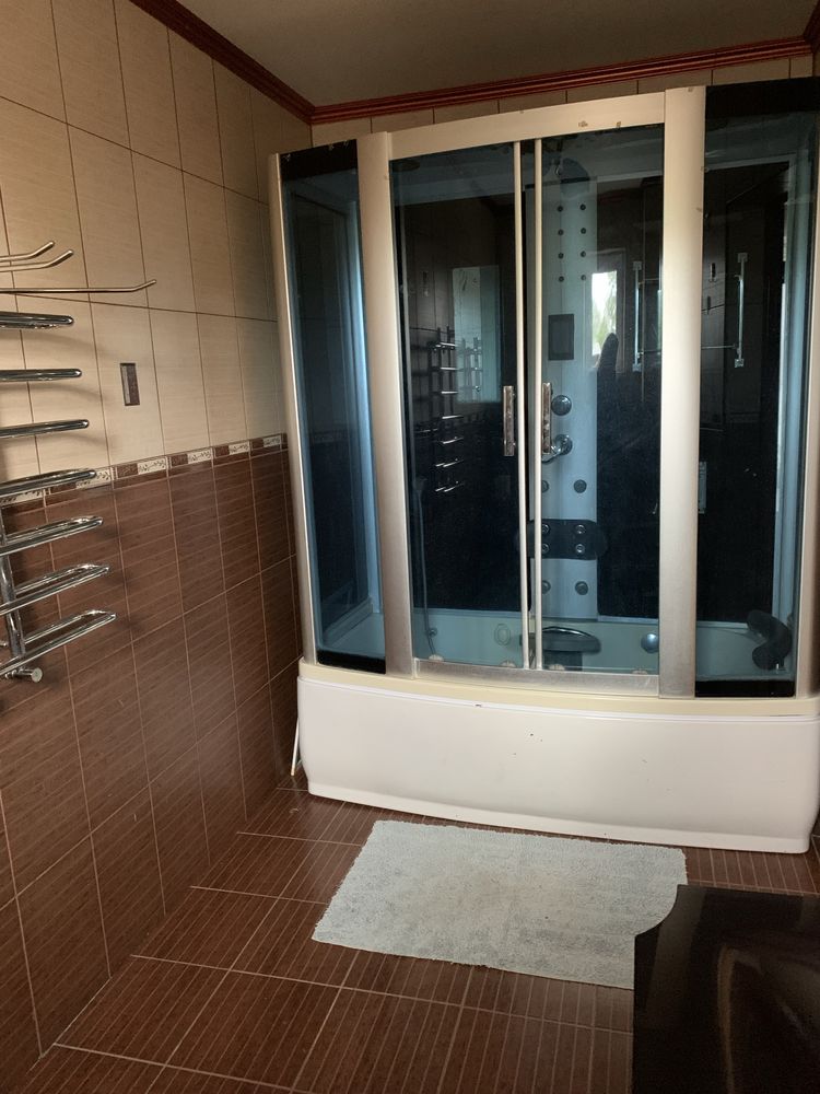 Комната в частном доме, с собственной ванной комнатой