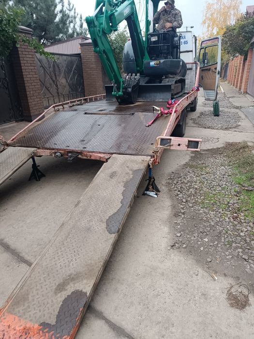 Міні ексковатор  послуги евакуатором е трасошукач труб е електромолот