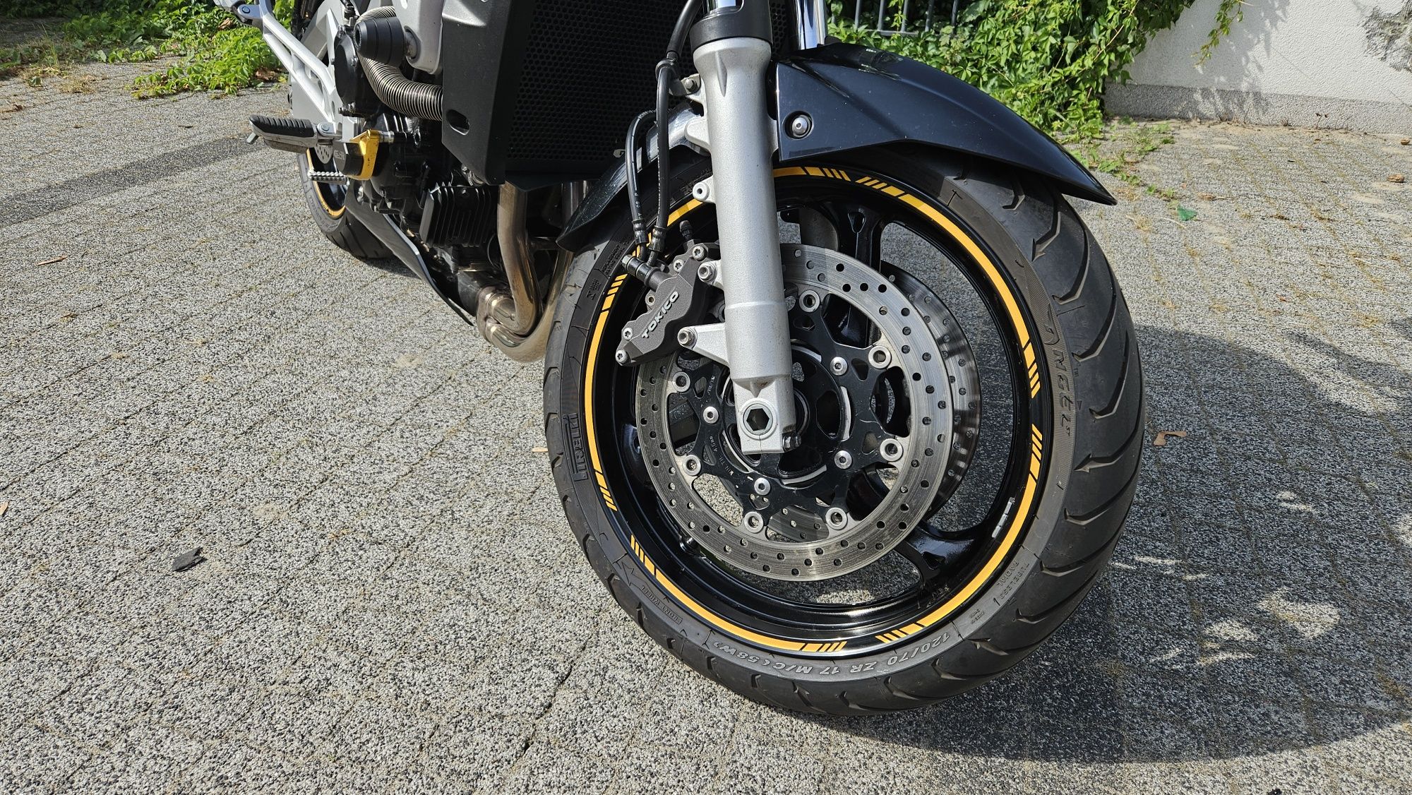 Suzuki GSR 600, rok 2006