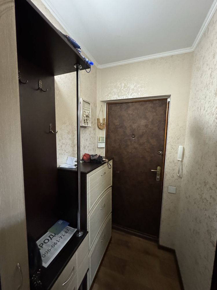 Продам 3 кімнатну квартиру
