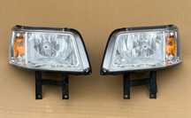 LAMPA LAMPY REFLEKTORY PRZEDNIE PRZÓD VW T5 CARAVELLE DOKA MULTIVAN TRANSPORTER EUROPA