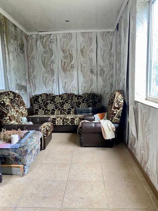 Продам дачу в мальовничому місці біля річки