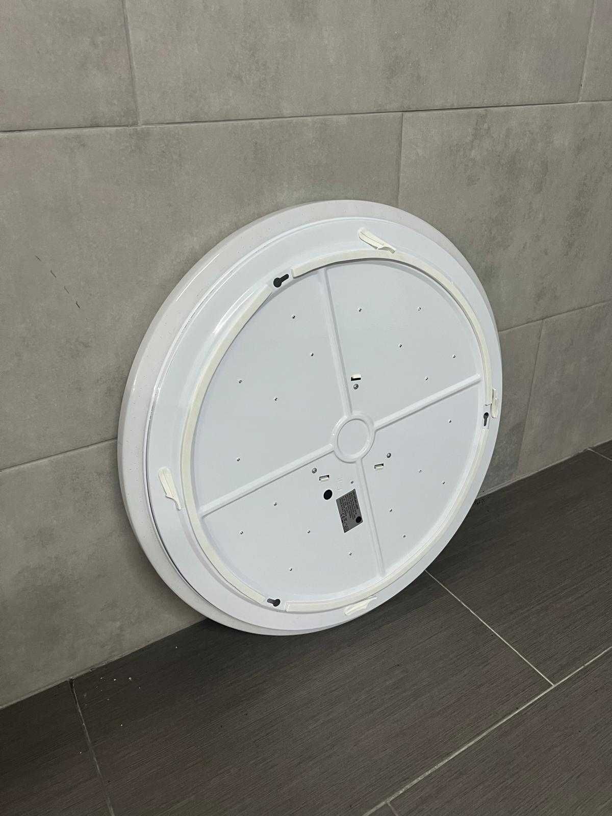 Lâmpada LED com alto-falante