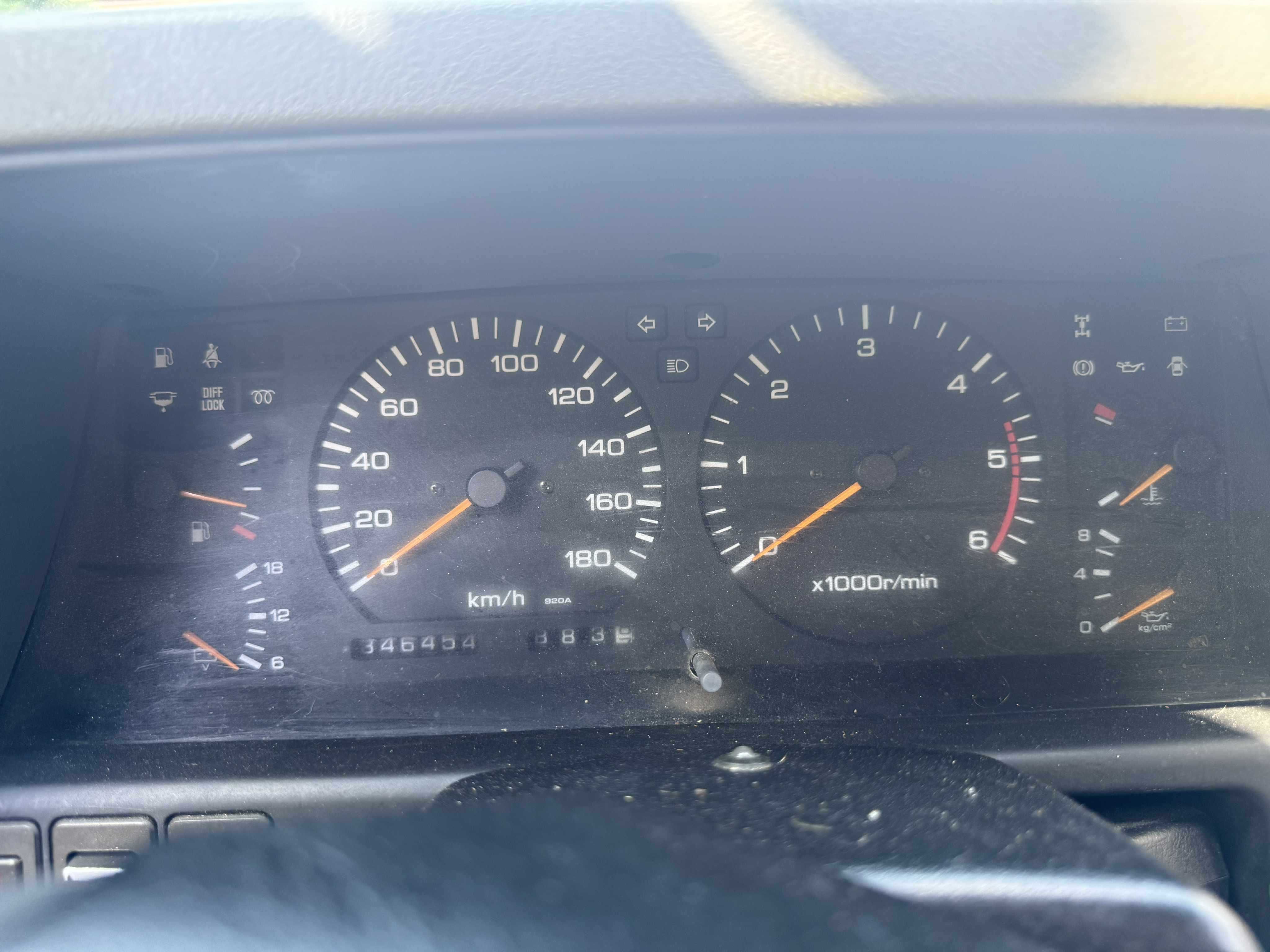 nissan patrol w dobrym stanie zakonserwowane podwozie