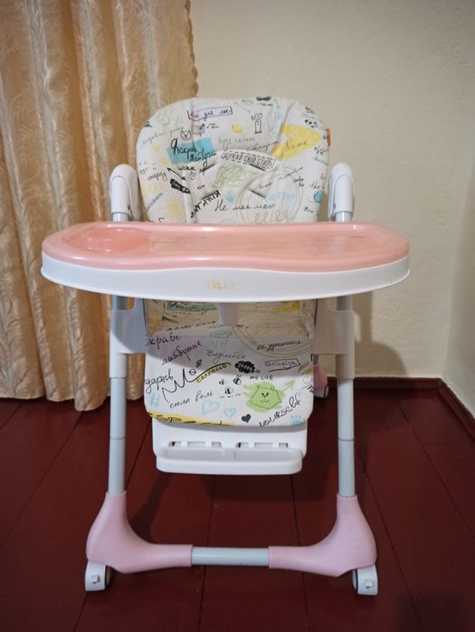Стільчик для годування TILLY