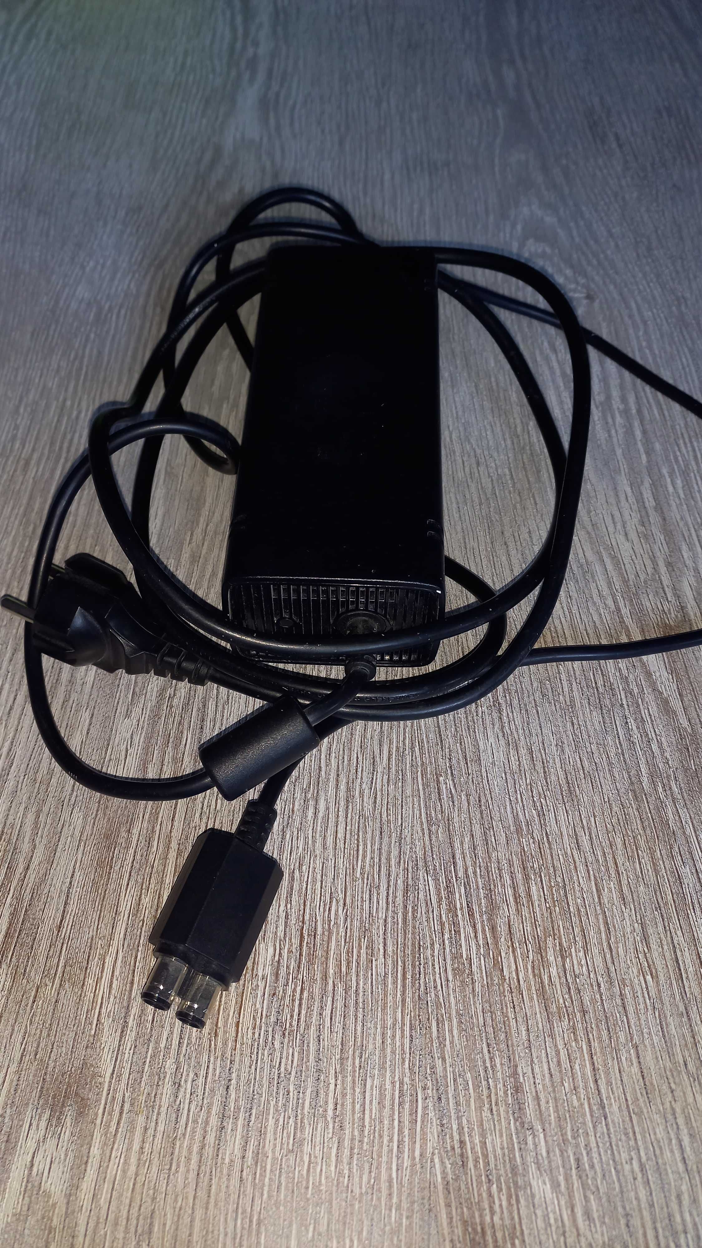 Oryginalny Microsoft Zasilacz ładowarka stabilizowany 12V