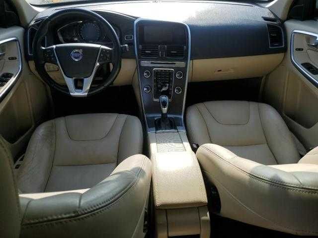 Volvo Xc60 T5 Premier 2015 року