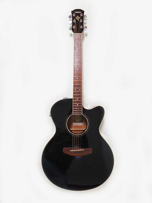 Yamaha CPX500 Electro Acústica