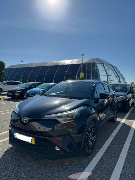 Toyota CH-R 1.8 HSD Exclusive + P.Luxury