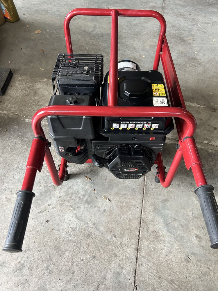 Генератор Pramac Powermate EM 2800 AVR