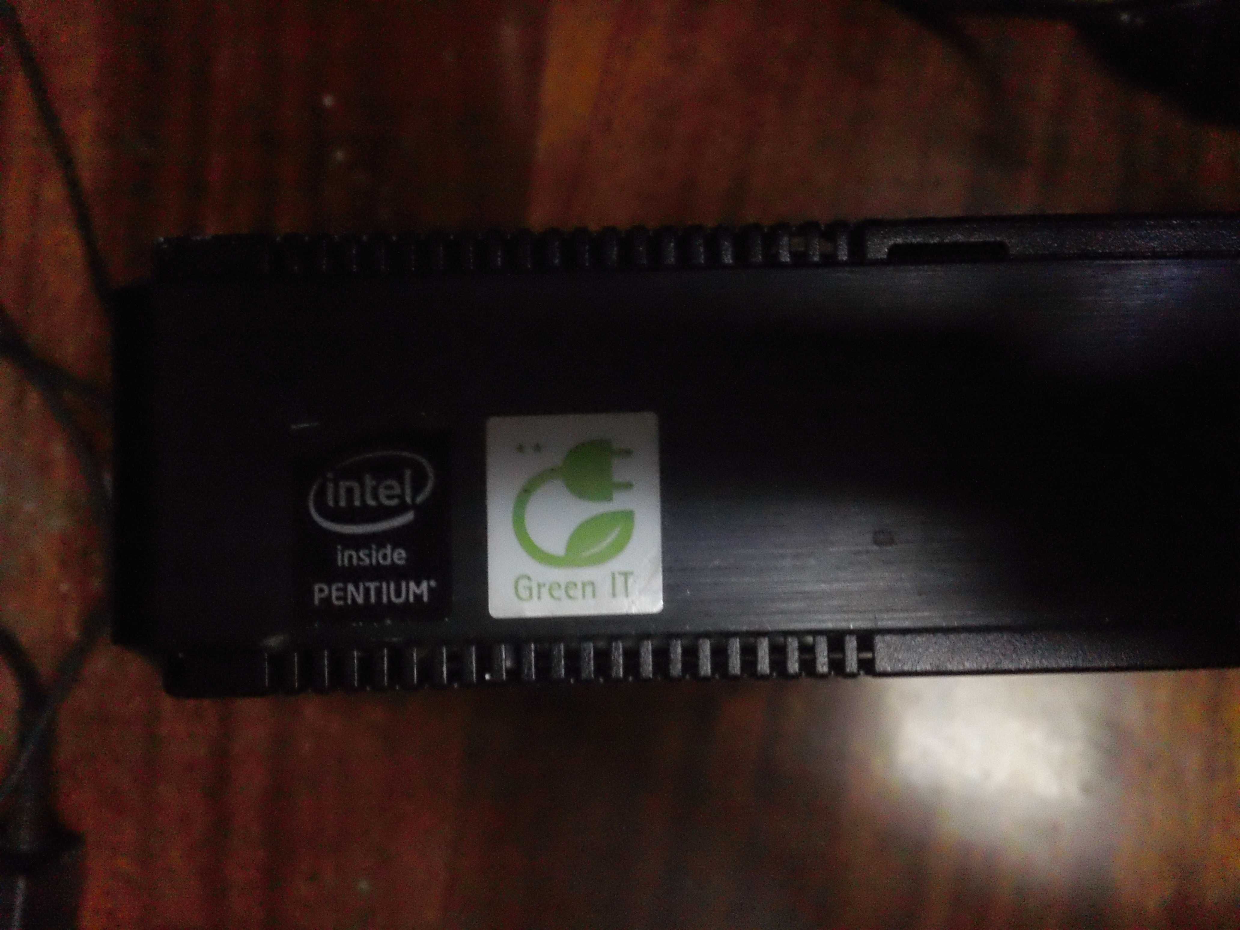 FUJITSU ESPRIMO Q520 маленький та потужний