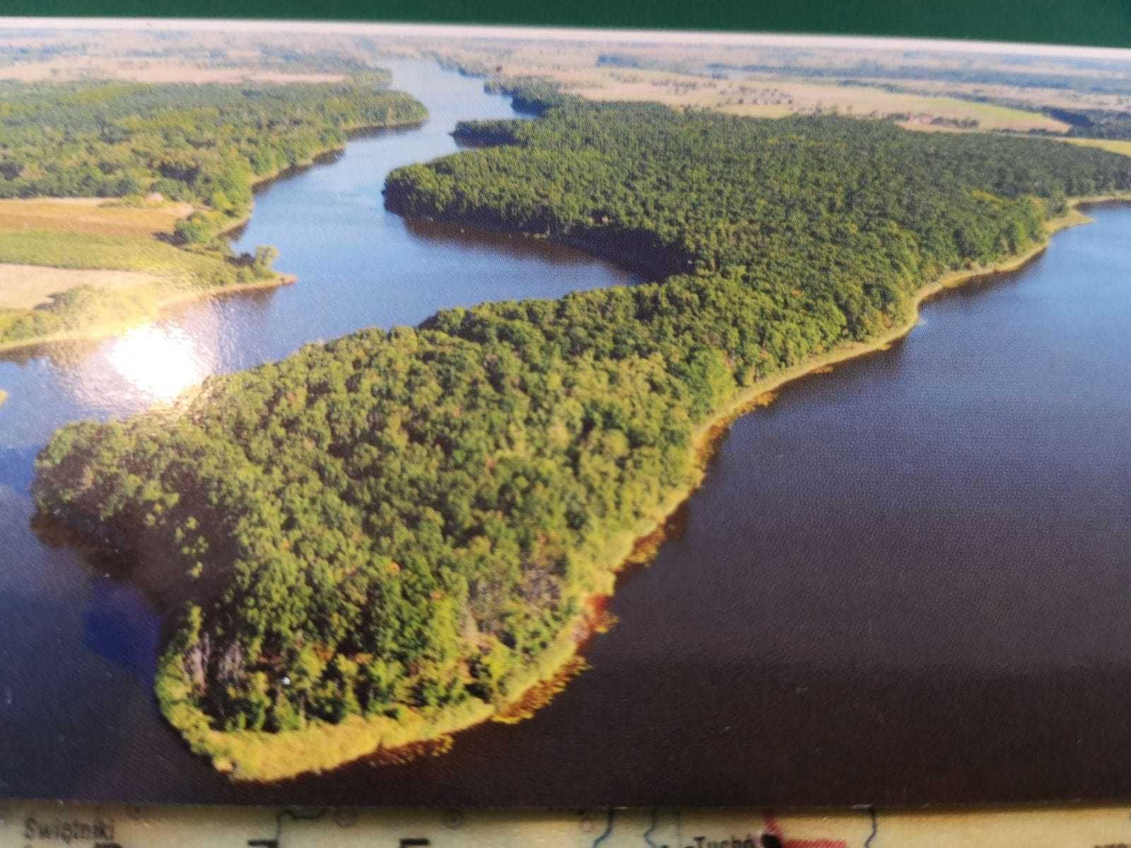 Siedlisko. Miejsce na Twoją przyczepę kempingową nad jeziorem. Kujawy.